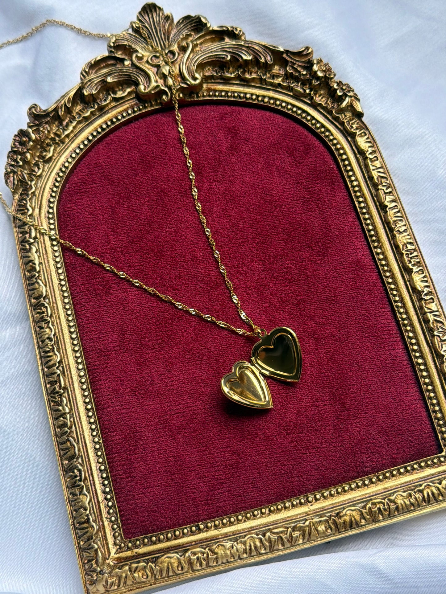 Heart locket