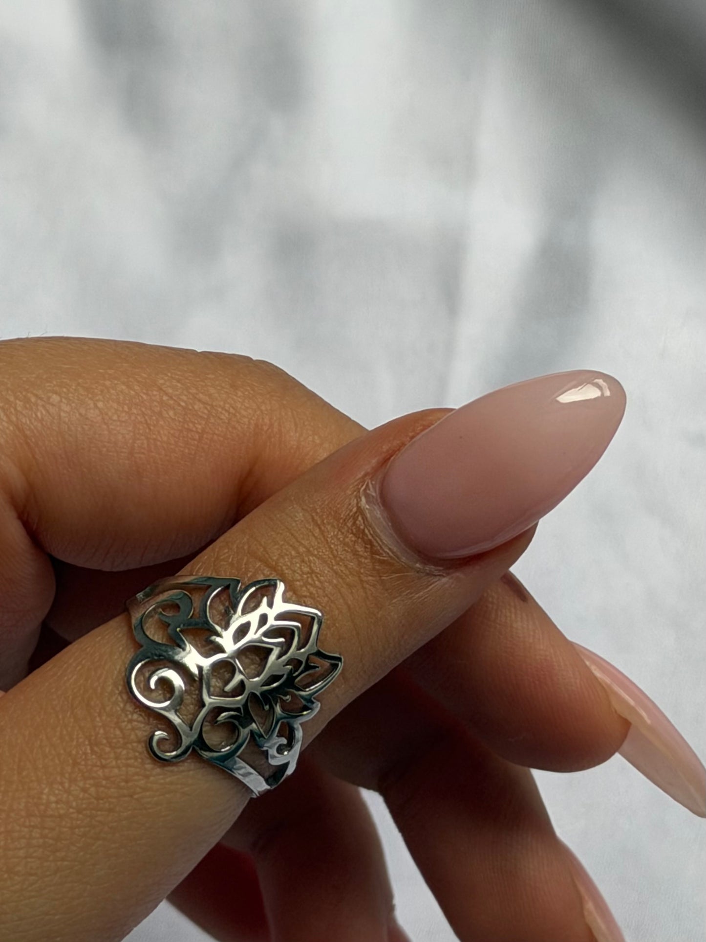 Adjustable lotus flower ring