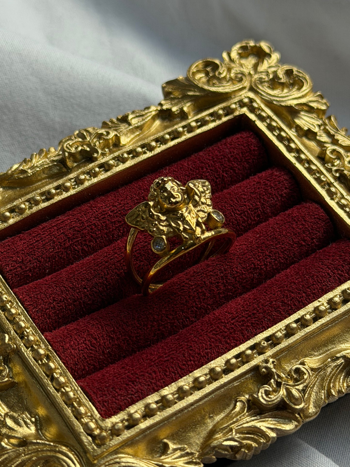 A statement piece (ring)