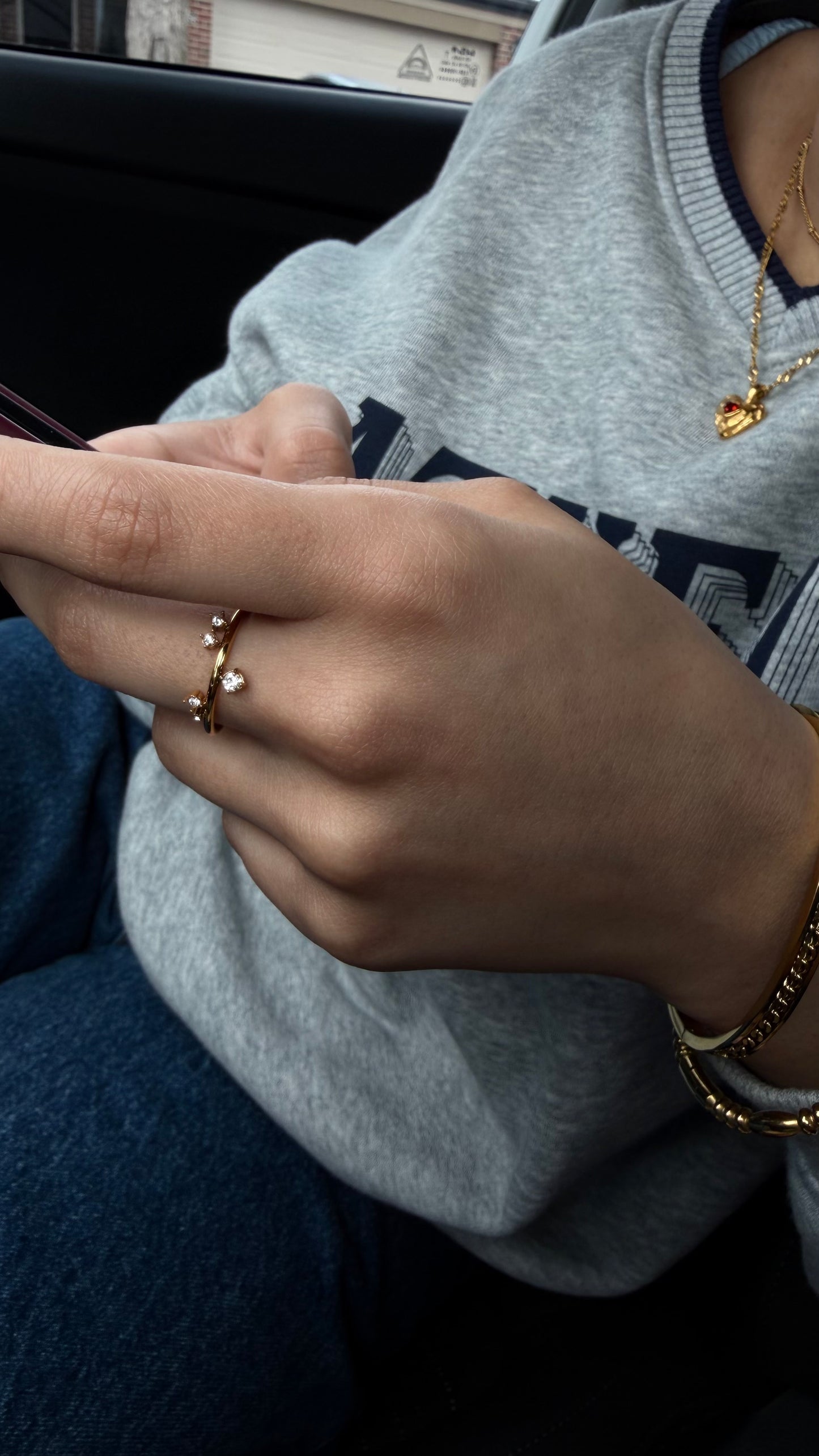 Little Diamonds ring